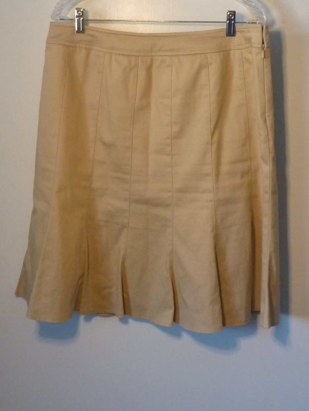 Pleated Natural/Tan Colored Skirt by Anne Klein